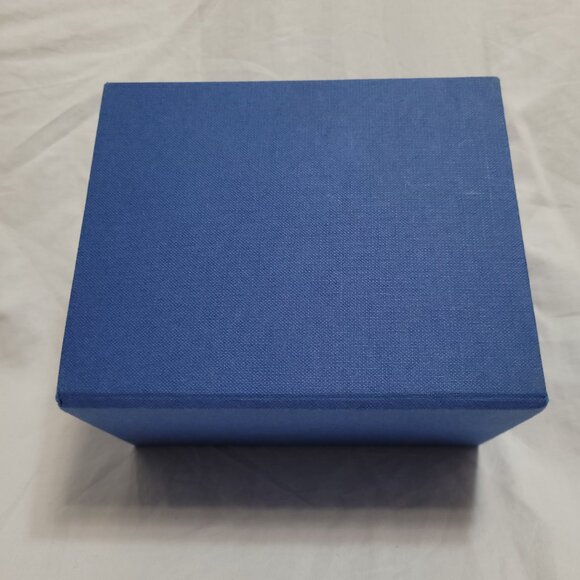 UN Peacekeeping Seoul Korea Magnetic Box Gift Empty Decorative Storage 6.5 x 5 - Picture 5 of 12